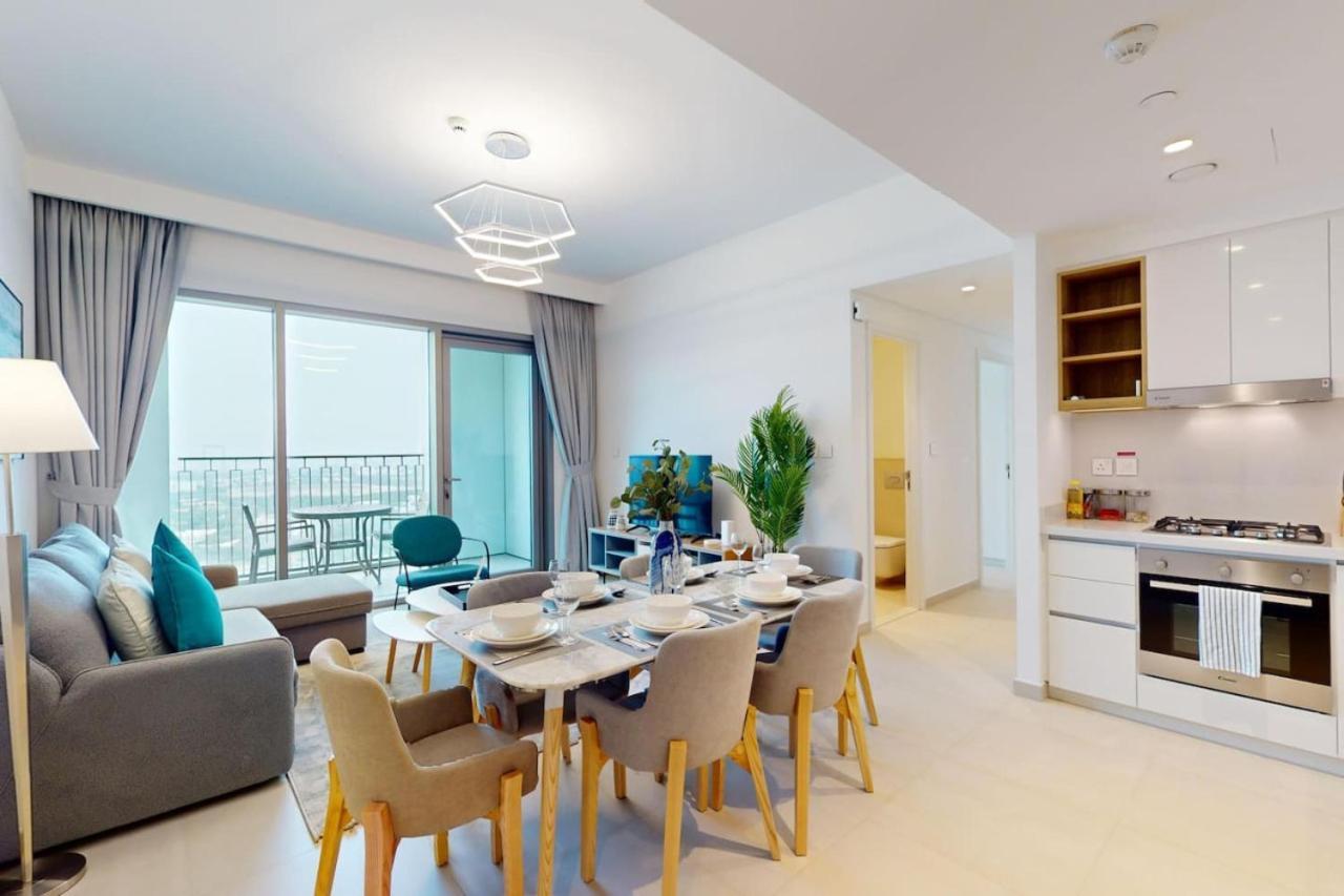 Apartment Downtown Views 2 - Incredible Two Bedroom *
