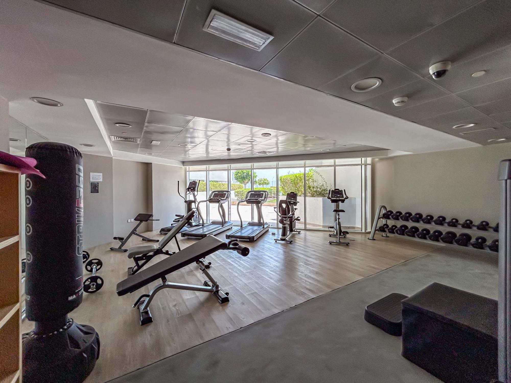 Apartment Elegant In Al Jaddaf With Roof Pool Dubai