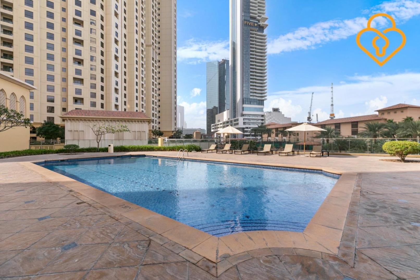 Murjan Plaza At Jumeirah Apartment Dubai