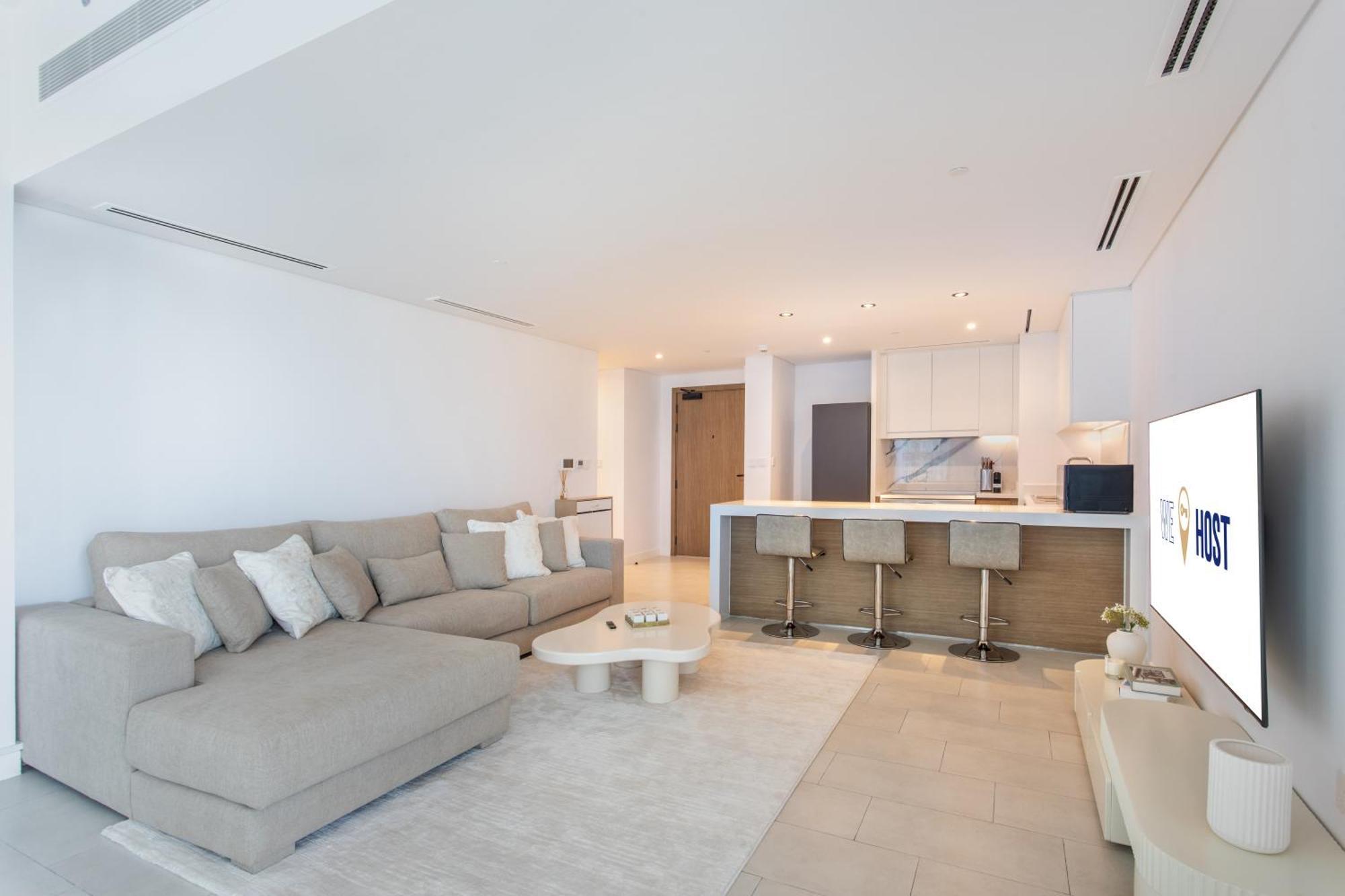 La Vie Jbr, Stunning Oceanfront 2 Bedroom Apartment