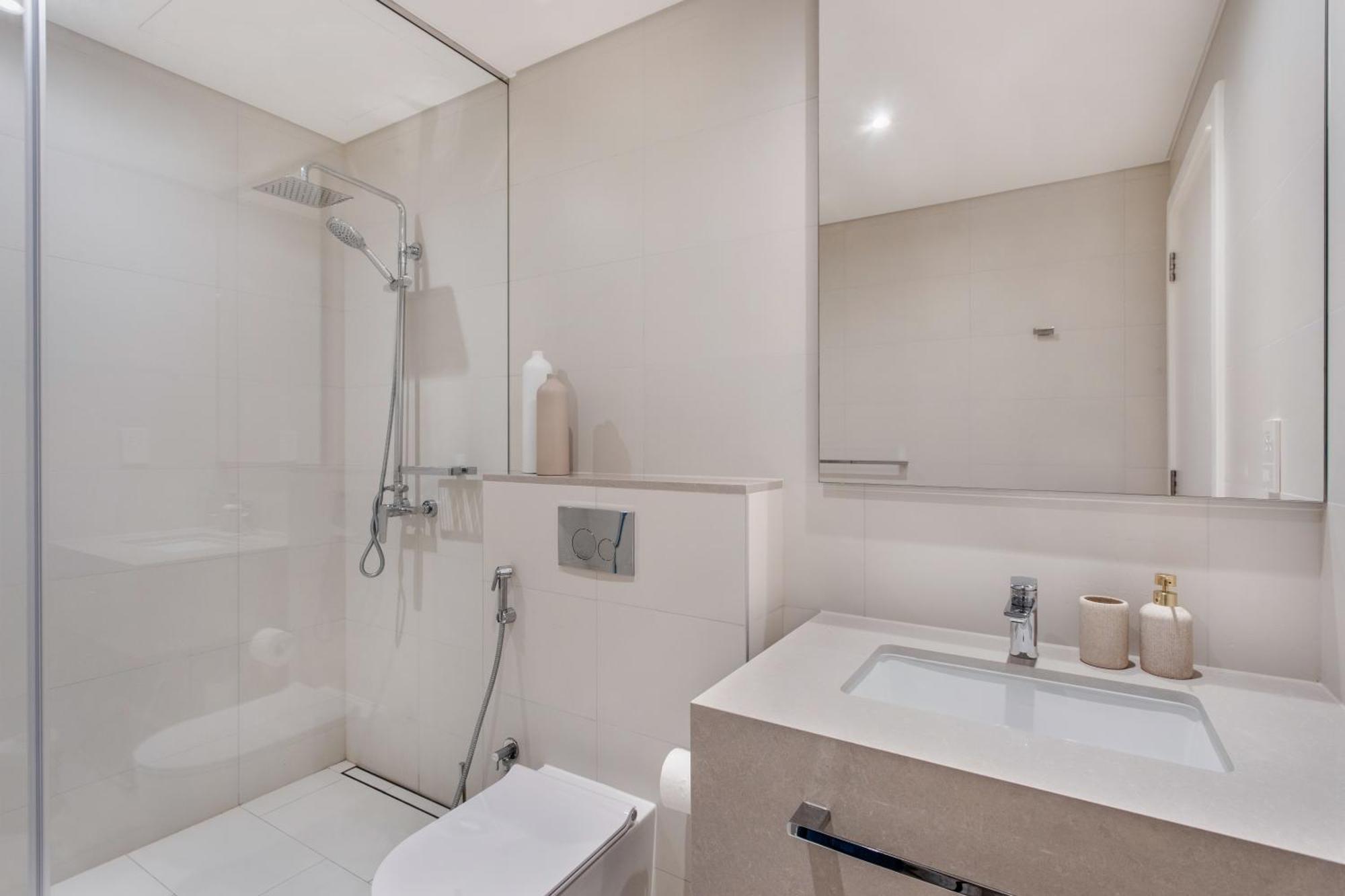 La Vie Jbr, Stunning Oceanfront 2 Bedroom Dubai