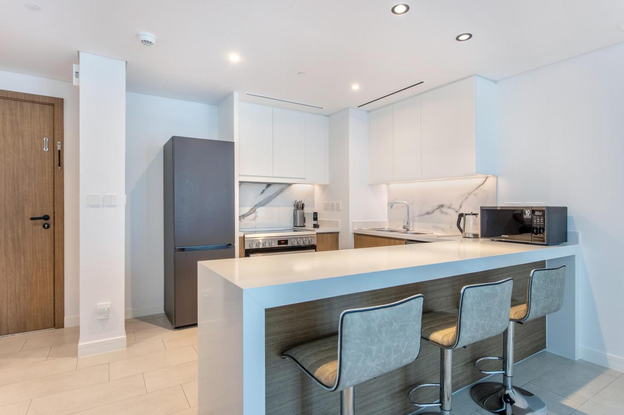 La Vie Jbr, Stunning Oceanfront 2 Bedroom Apartment Dubai