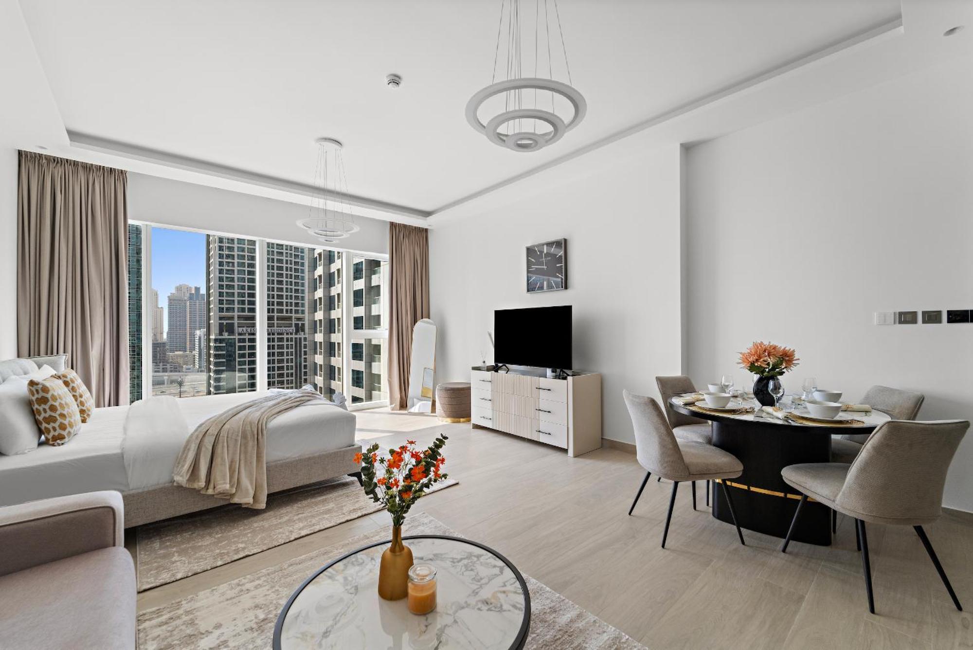 Big - Wow Facilities Apartment Dubai