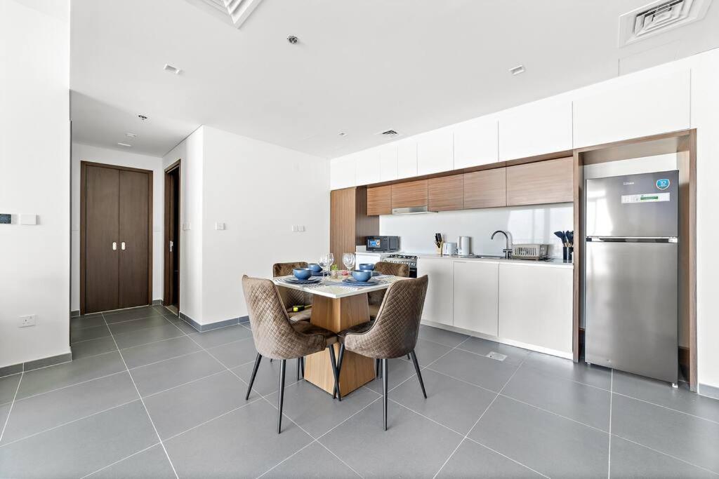 Stylish 1 Bedroom High Floor In Creek Edge Dubai
