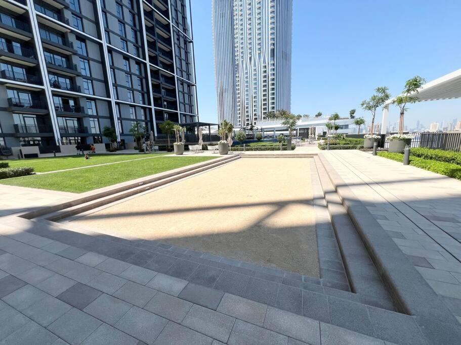 Stylish 1 Bedroom High Floor In Creek Edge Apartment
