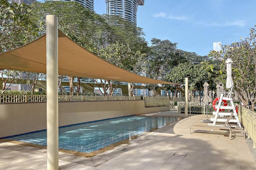 Apartment First Class 2br Chic Cityscape Dubai