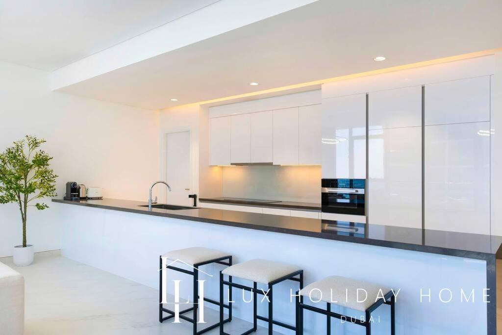 Lux The Burj View District One Dubai