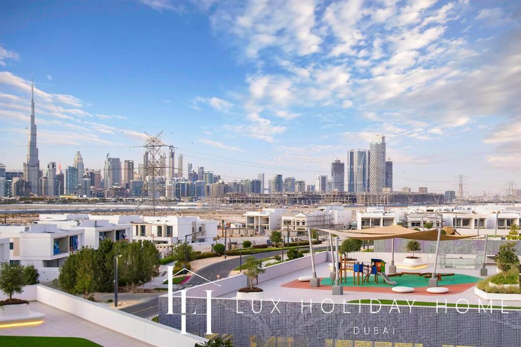 Lux The Burj View District One Dubai
