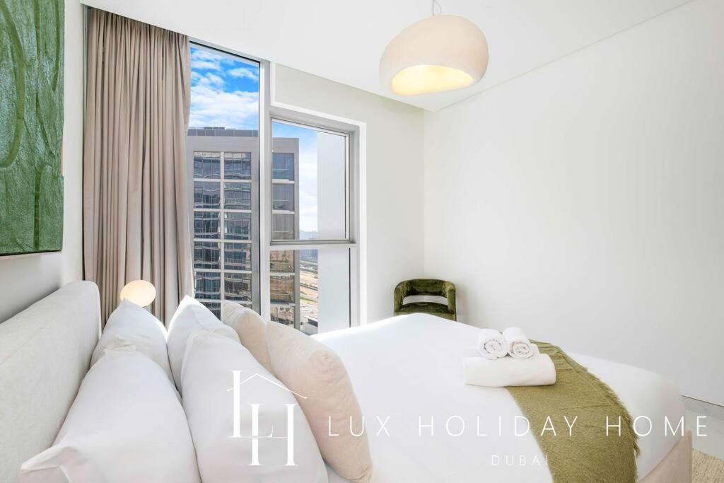 Lux The Burj View District One