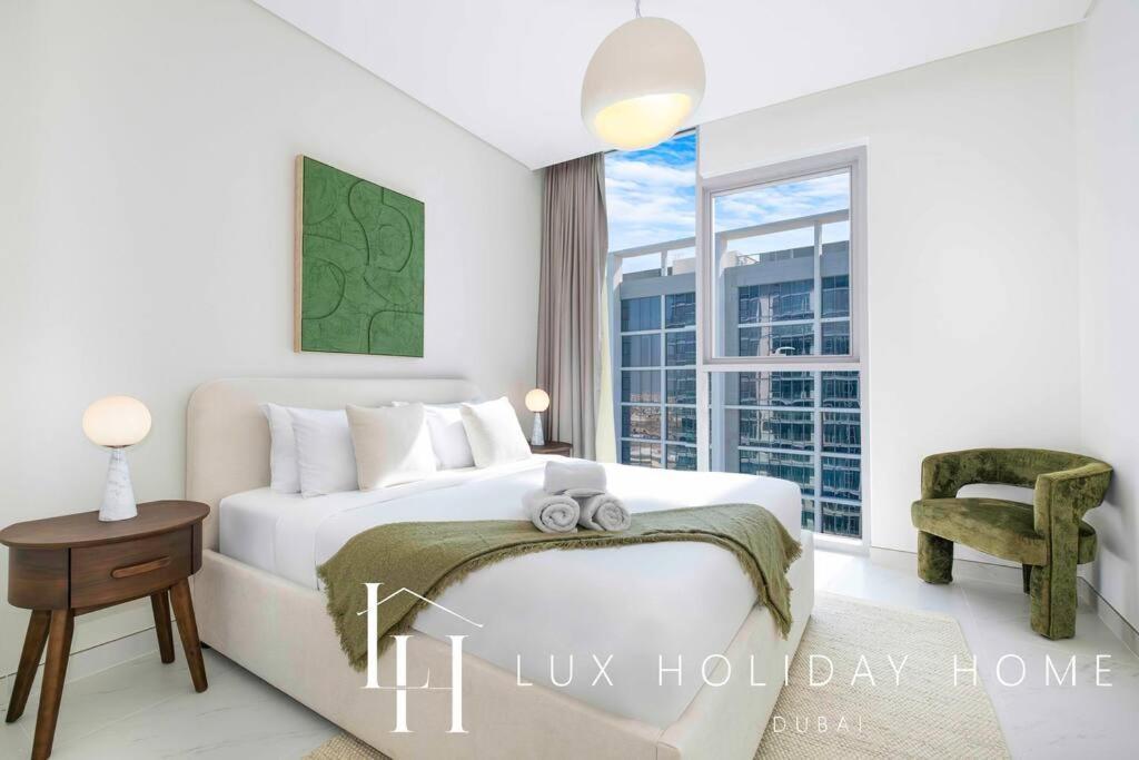 Lux The Burj View District One