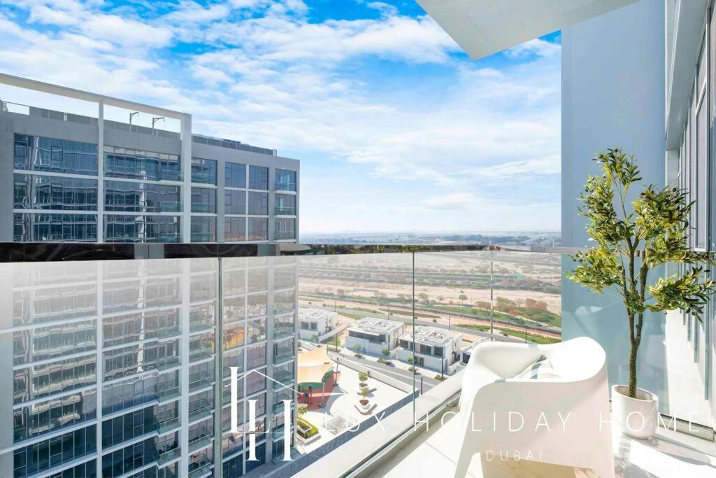 Apartment Lux The Burj View District One Dubai
