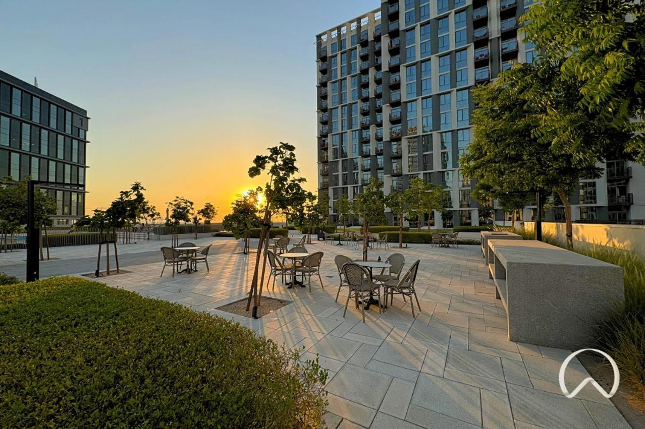 Oraya - Retreat 1br In Collective With Pool View *