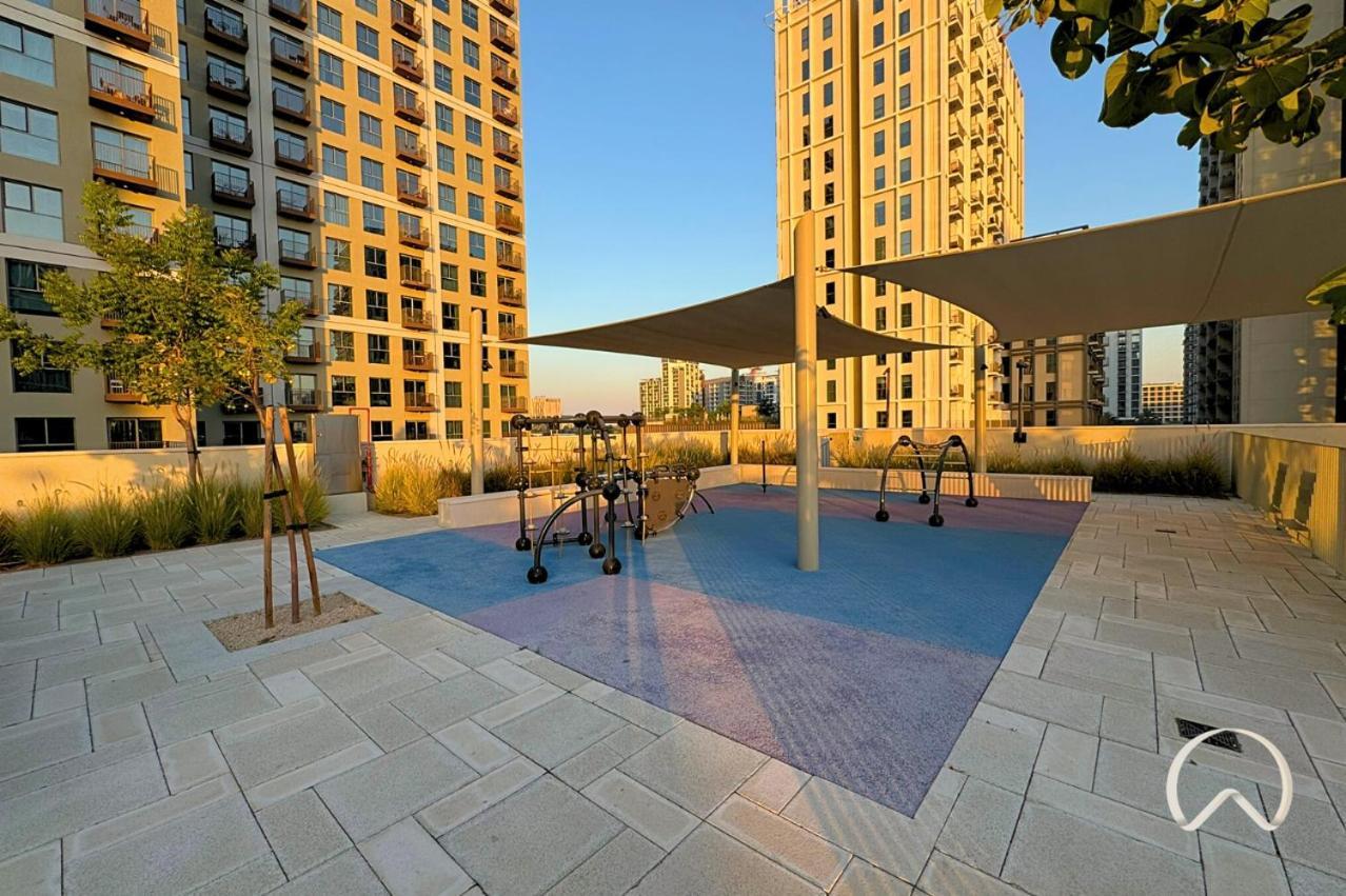 Oraya - Collective 2 0 Tower A Sanctuary In Hills Apartment *