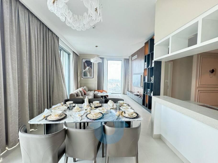 Like - 5202 Luxurious 3bhk With Stunning Views *