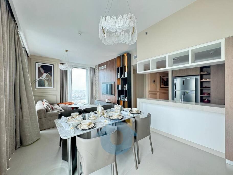 Apartment Like - 5202 Luxurious 3bhk With Stunning Views *