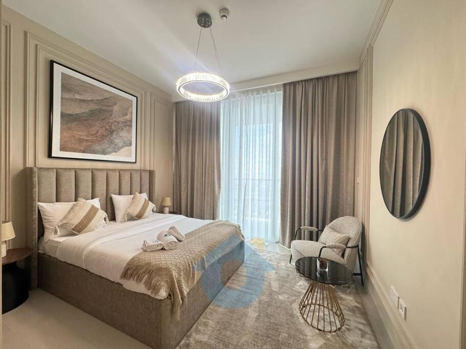 Like - 5202 Luxurious 3bhk With Stunning Views Apartment *