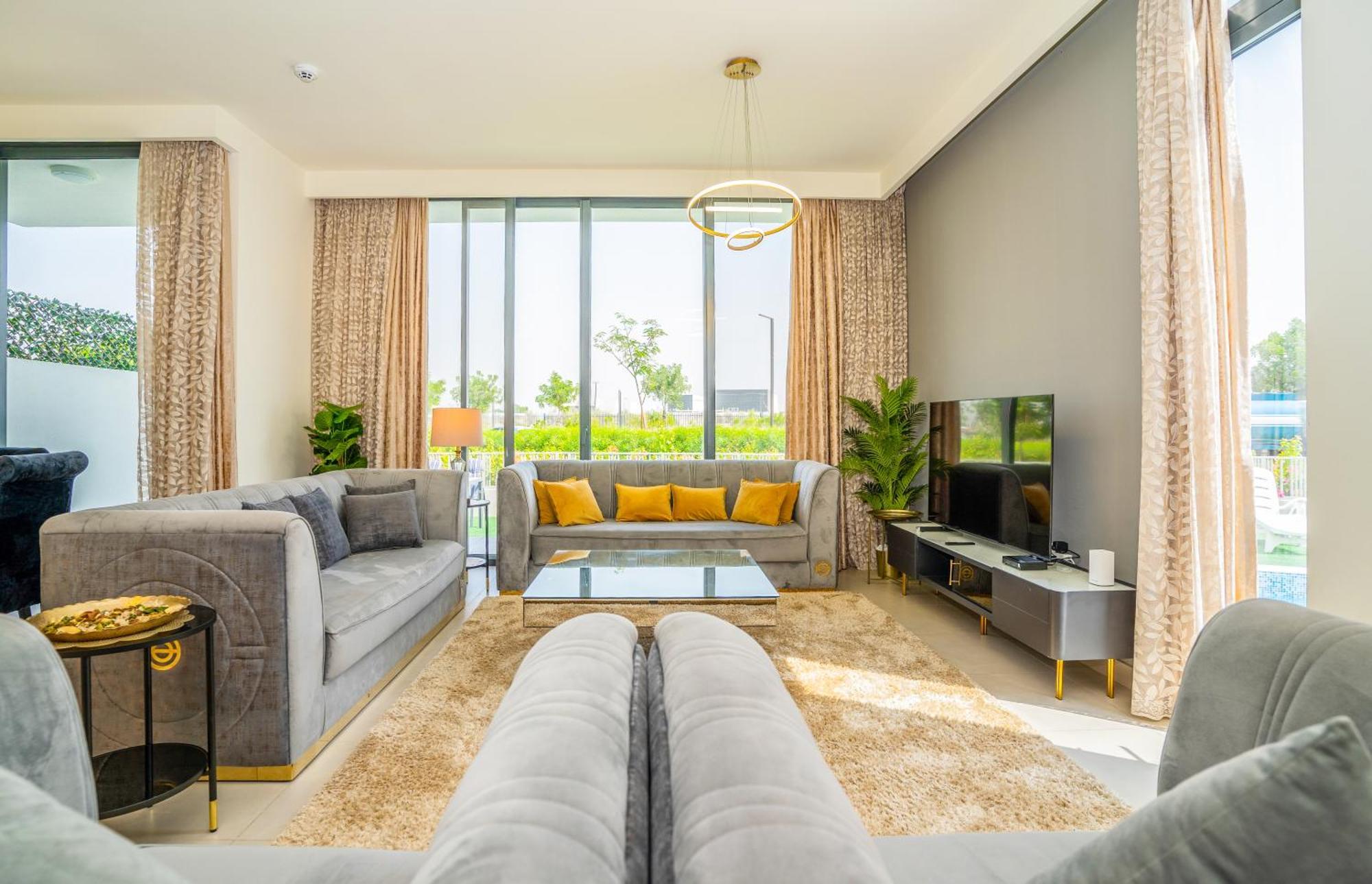 New Arabian Hills Villa- 3 Bedroom & Maid Golf Grove With Private Pool Dubai