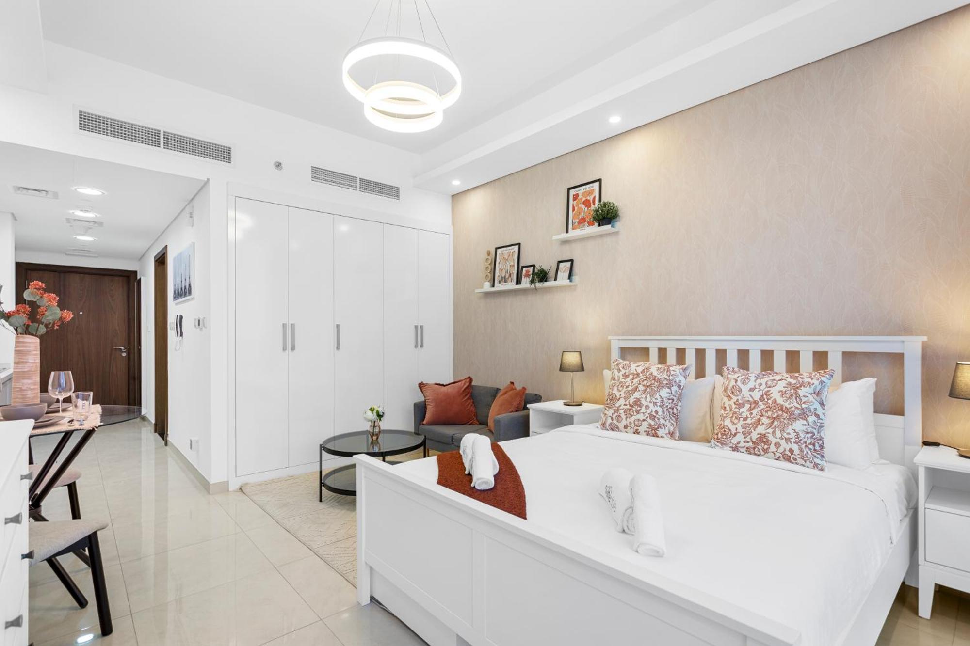 Stylish With Premium Amenities Apartment Dubai