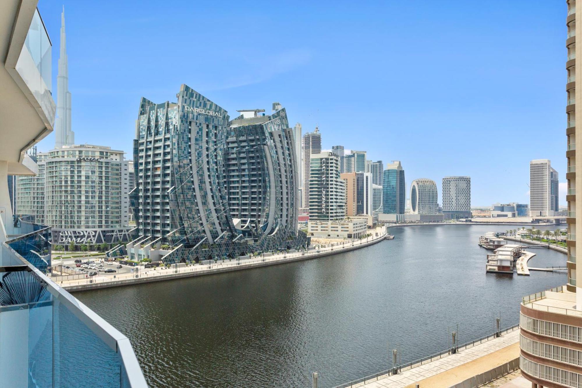 Stylish With Premium Amenities Apartment