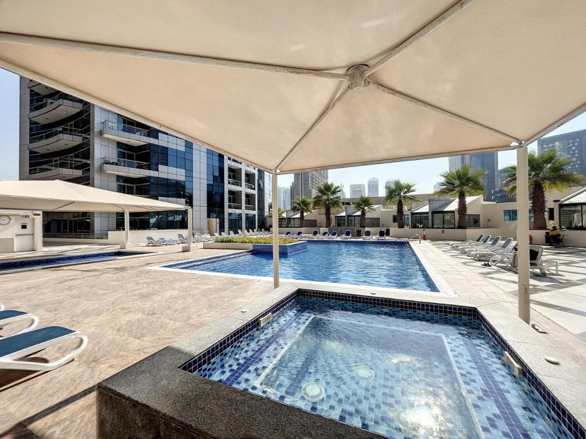 Bay - Comfortable One Bedroom Apartment *
