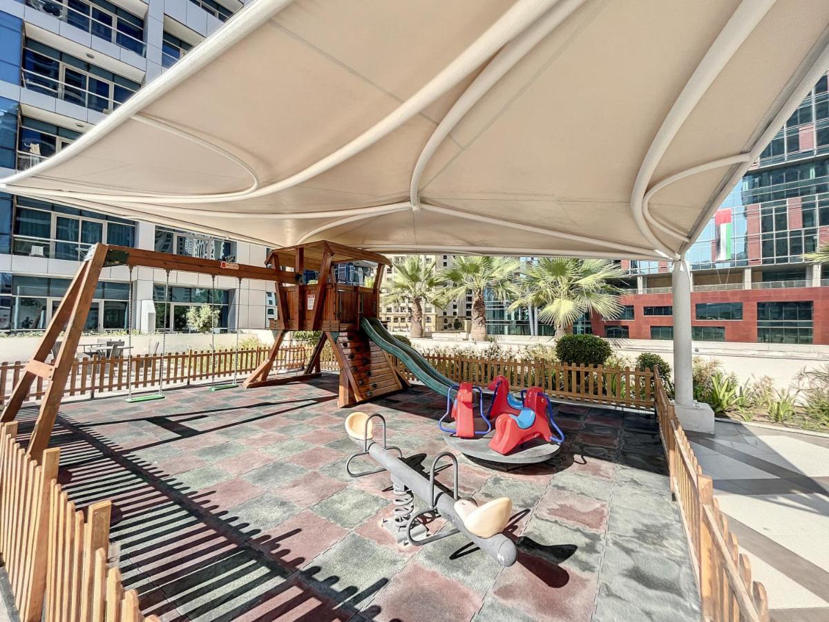 Bay - Comfortable One Bedroom Apartment