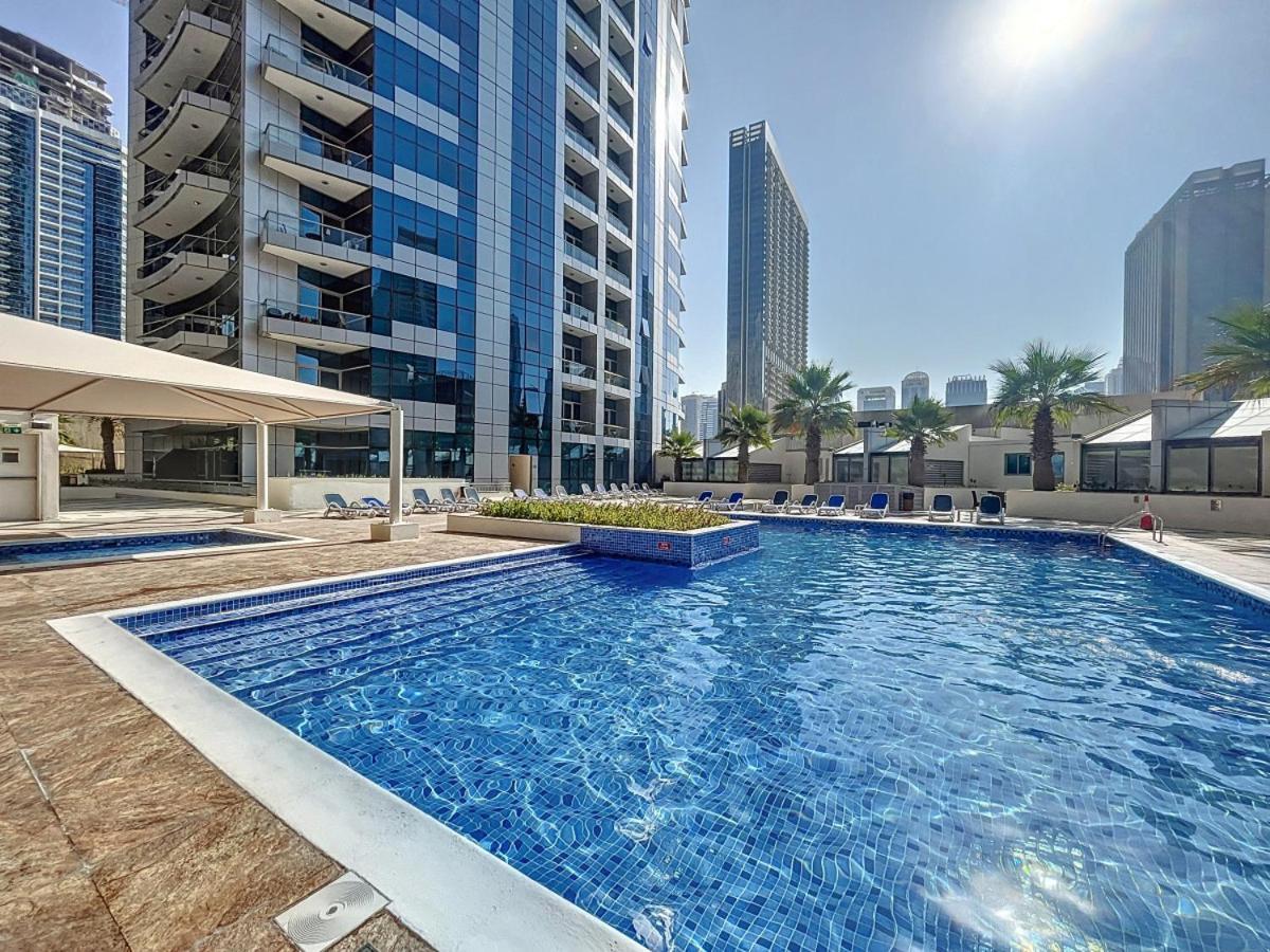 Bay - Comfortable One Bedroom Apartment Dubai