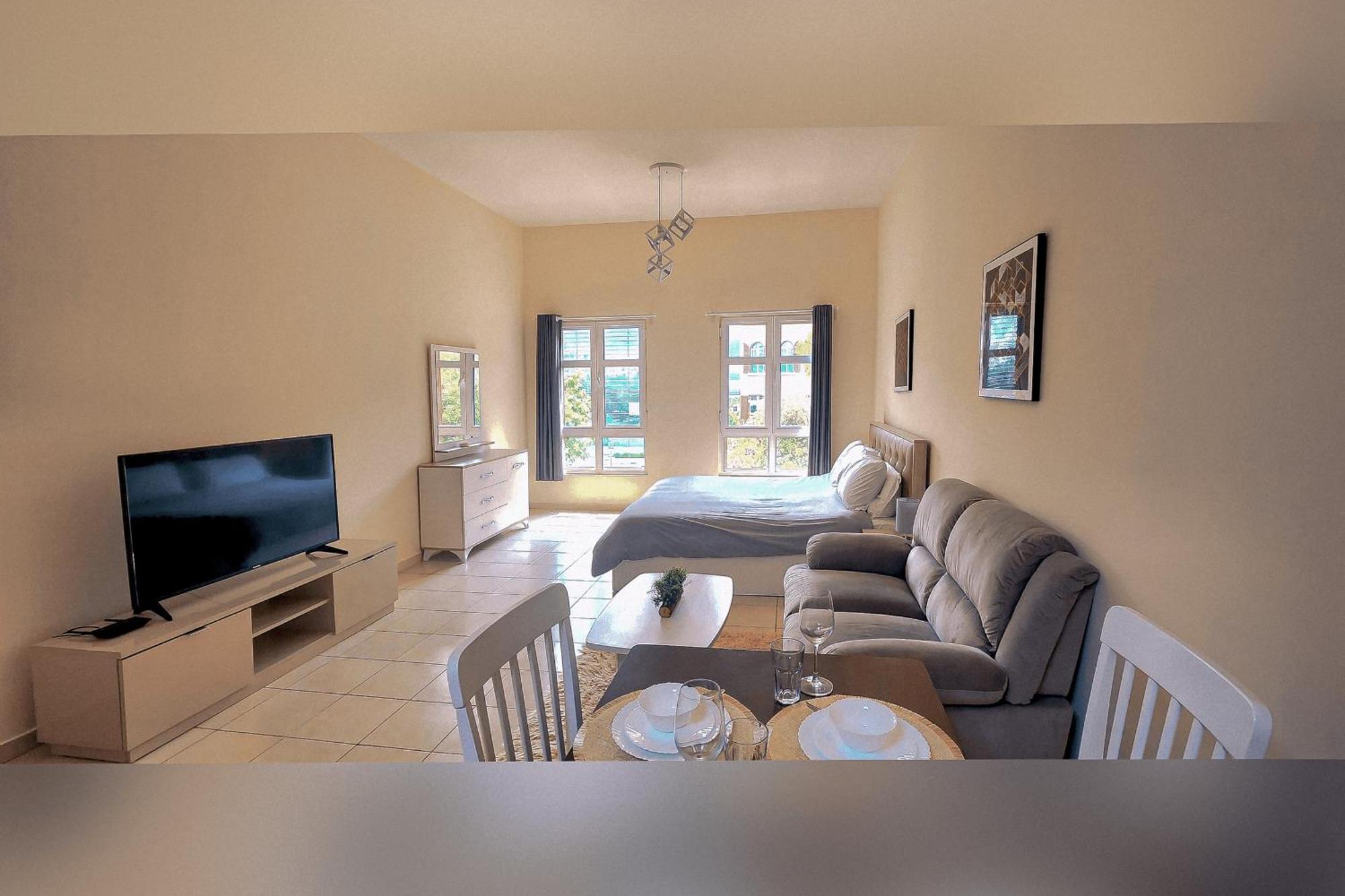 Apartment Cozy Near Metro
