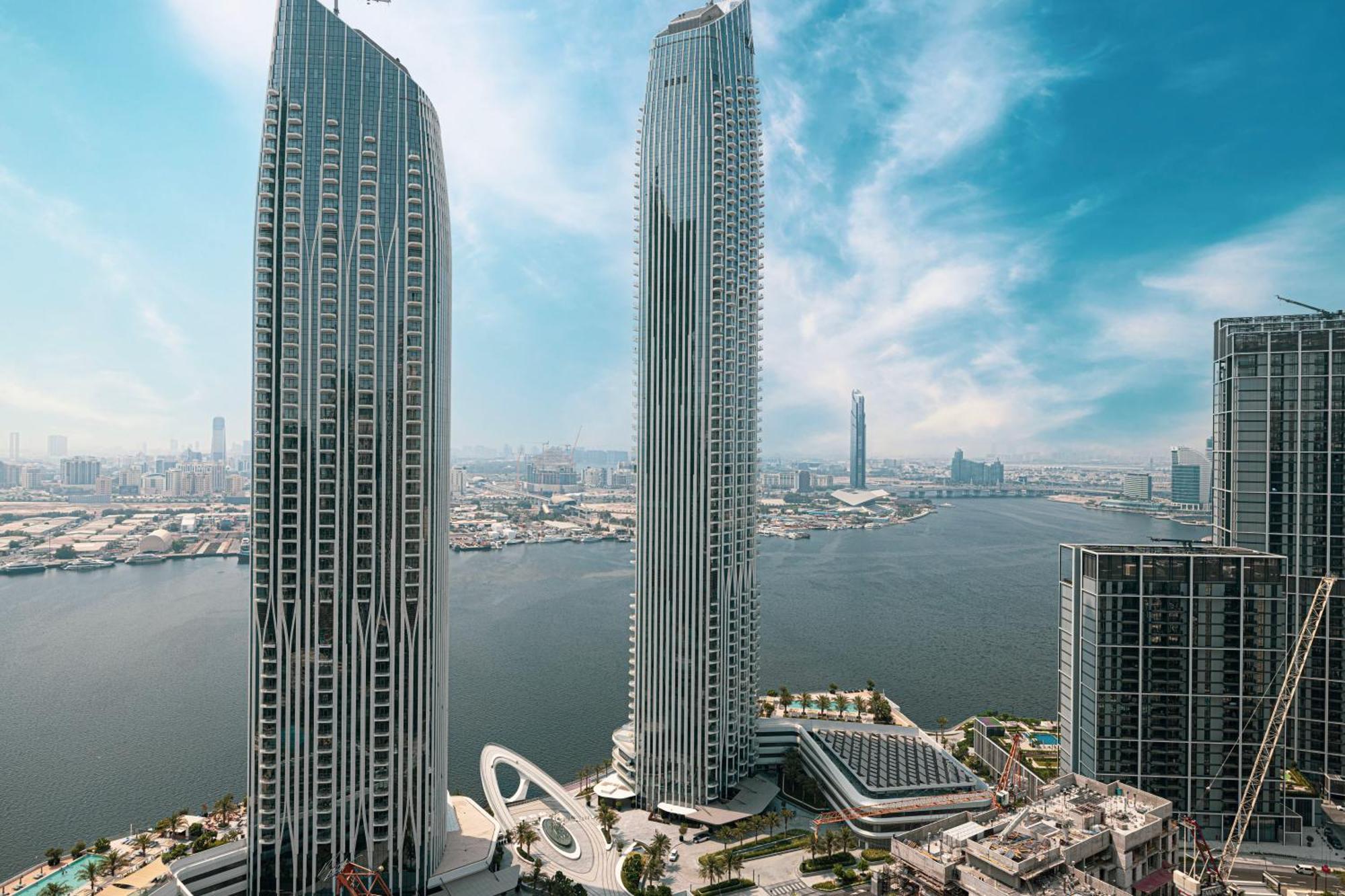 Exclusive High Floor 1br - Skyline View Apartment *