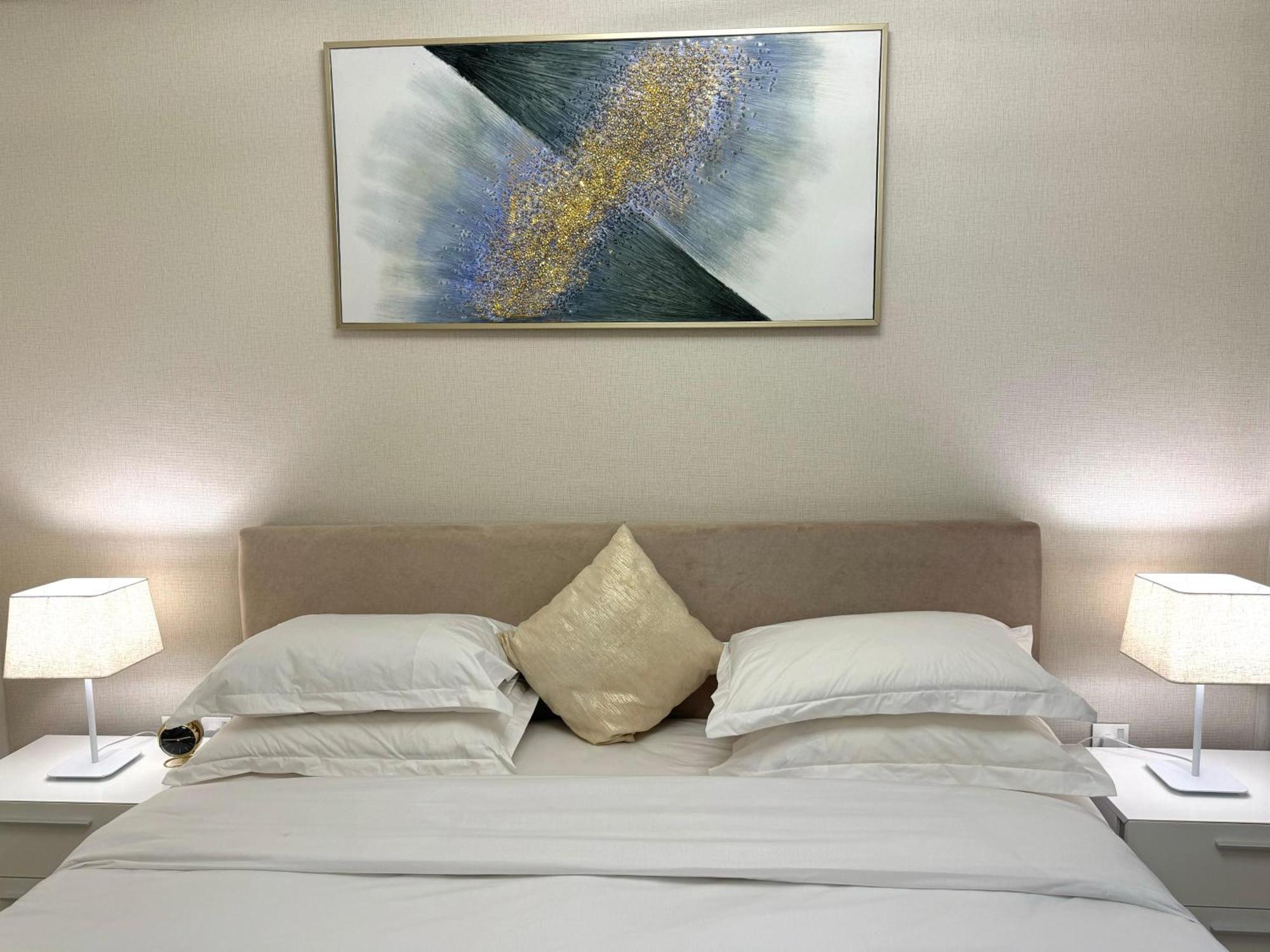 Luxurious 2 Bedroom In Creek Harbour * Dubai