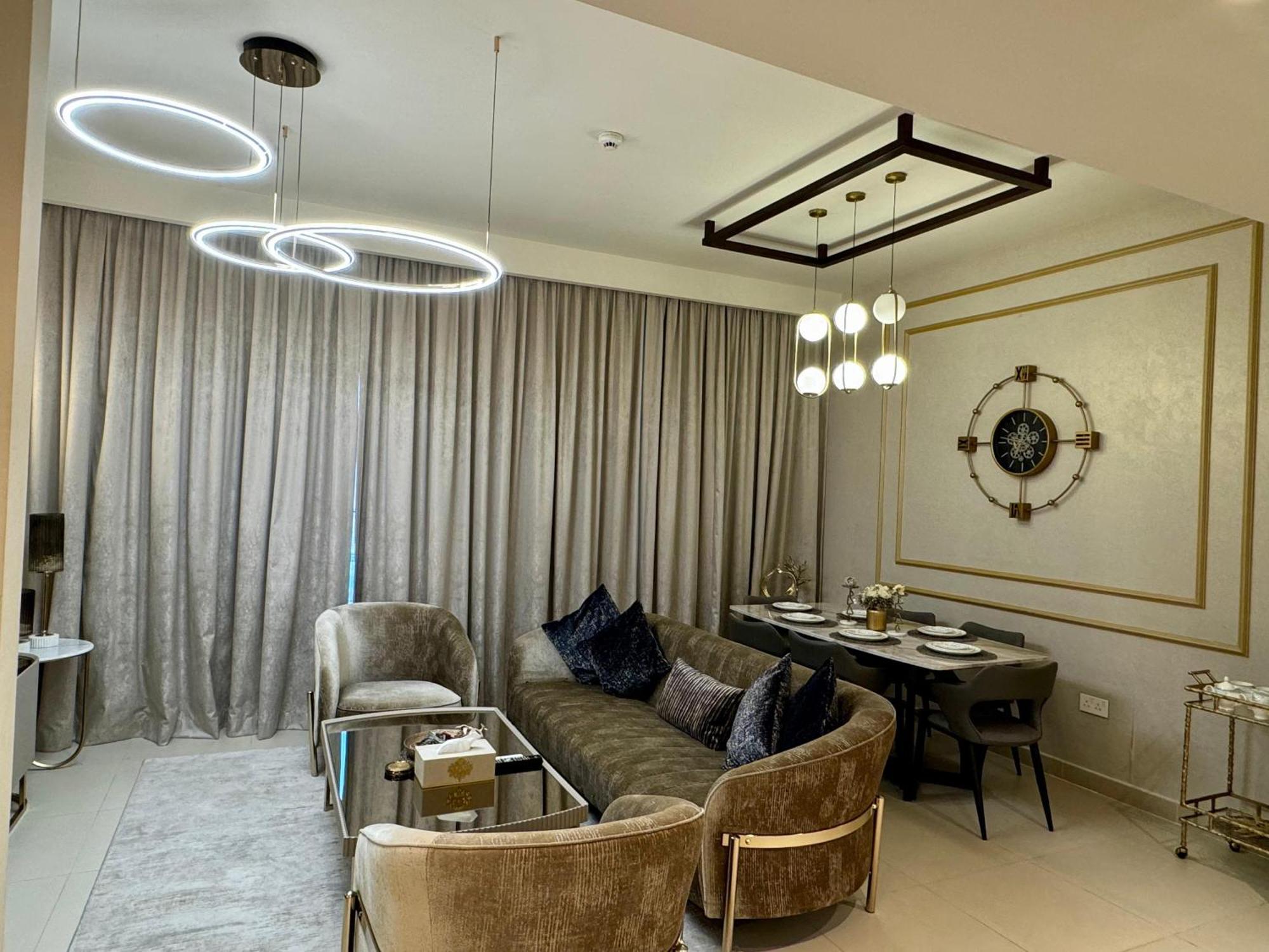Apartment Luxurious 2 Bedroom In Creek Harbour