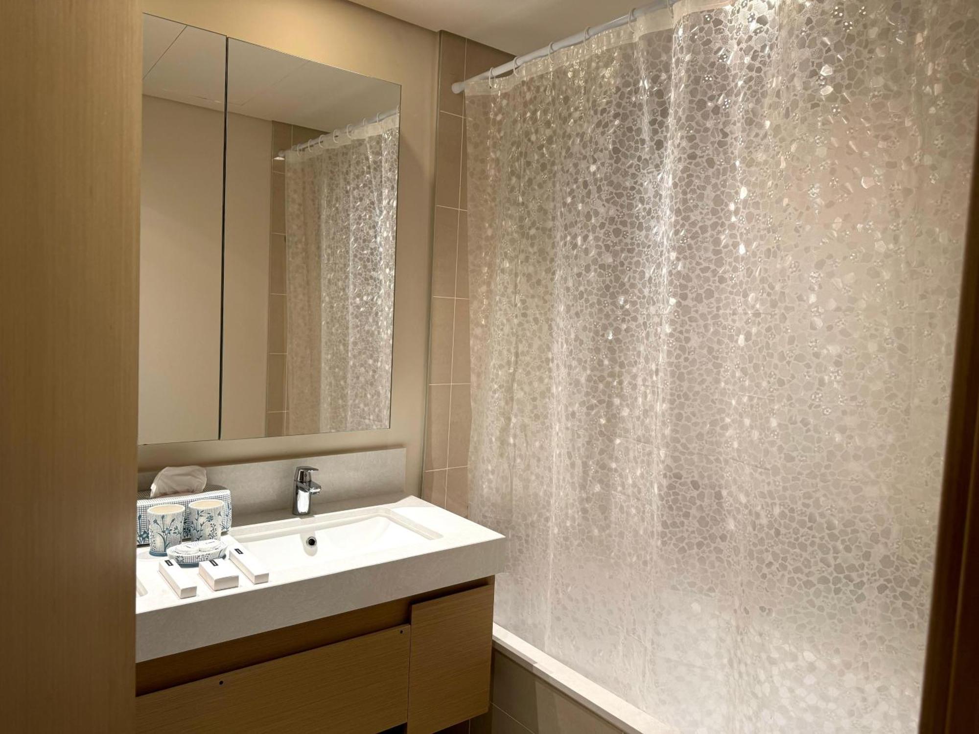 Luxurious 2 Bedroom In Creek Harbour Dubai