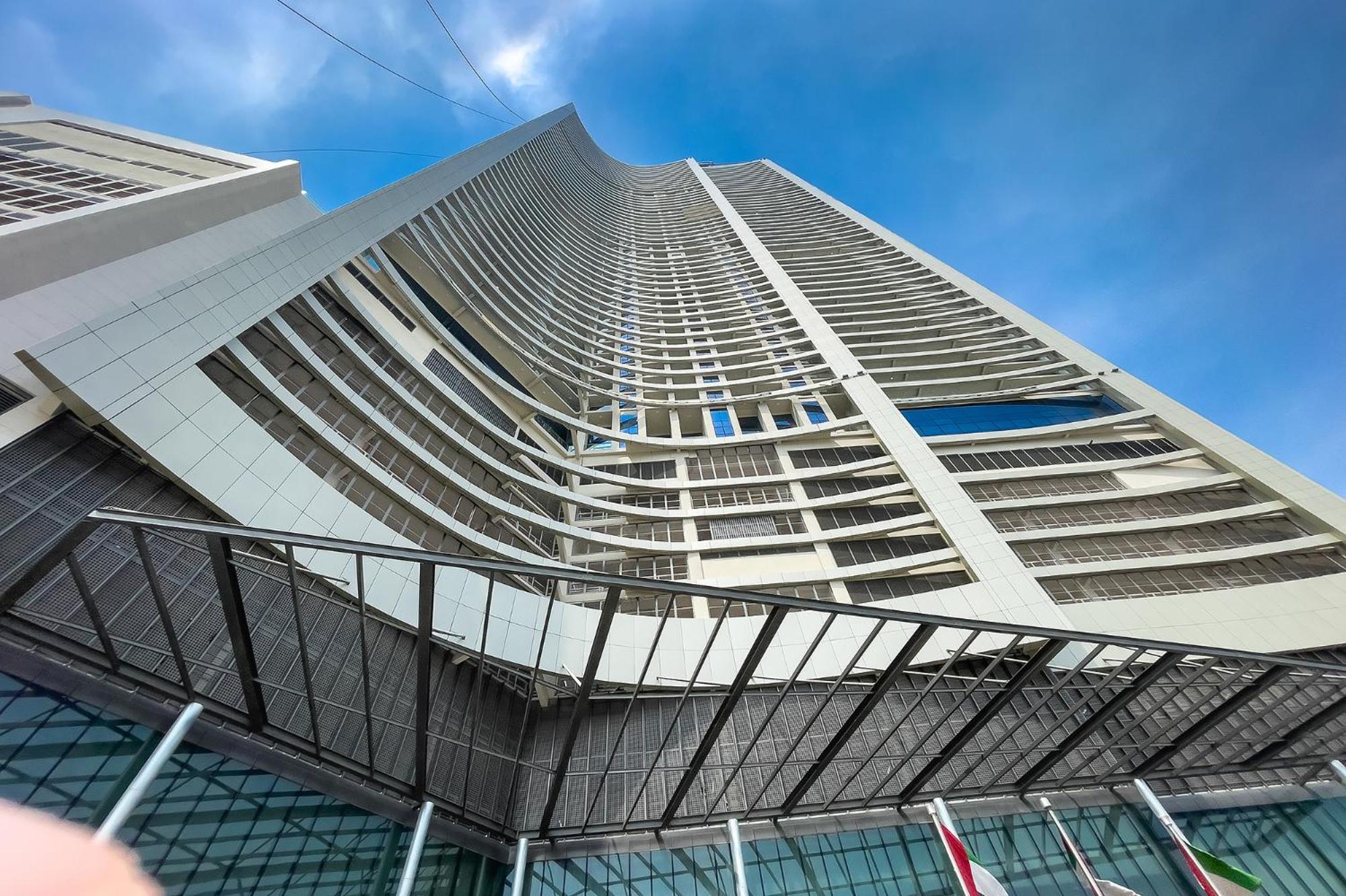 Extremely High 2br In Aykon Tower * Dubai