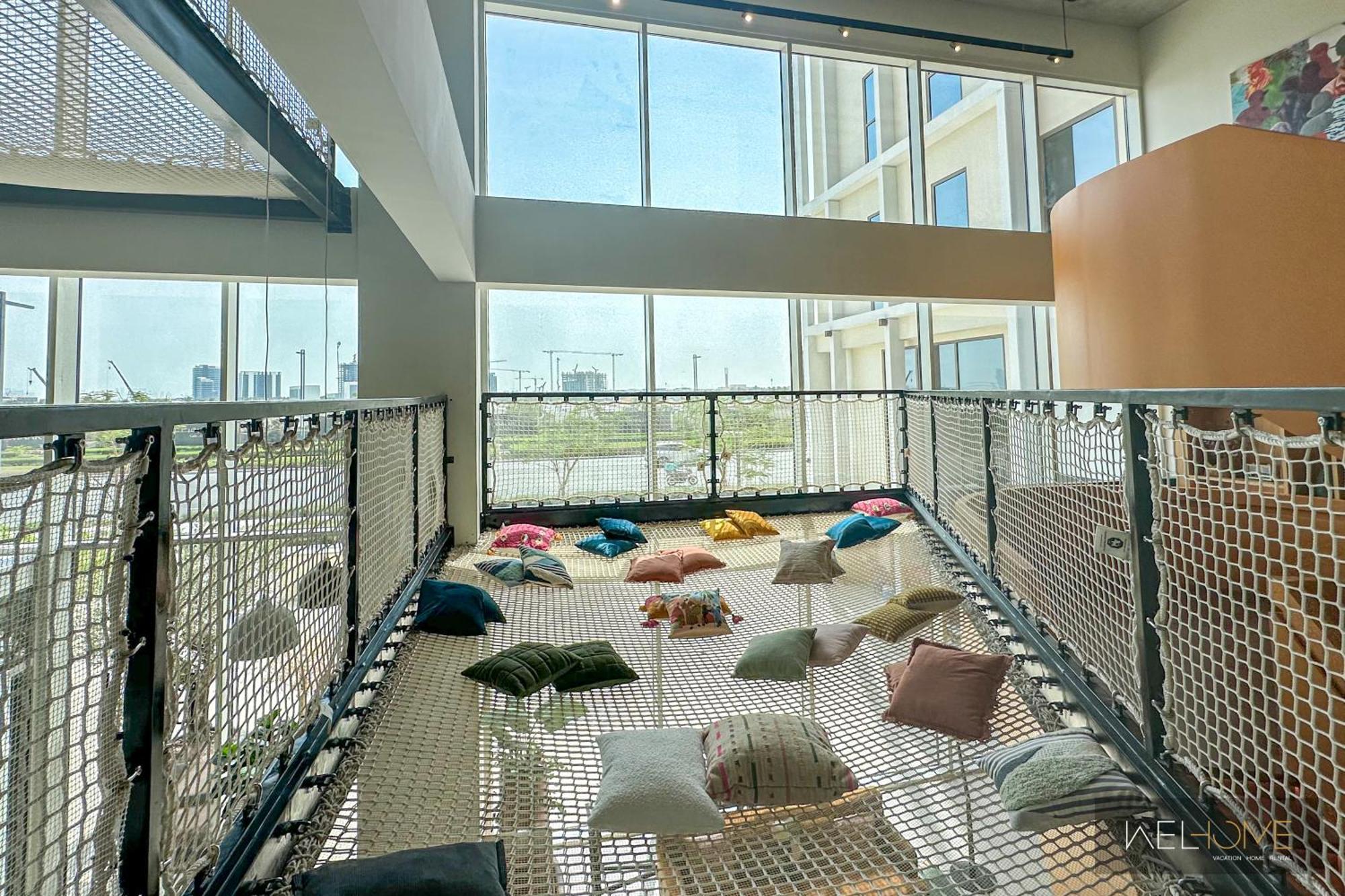 Welhome - Fancy 1br At Hills Near Hills Mall Apartment