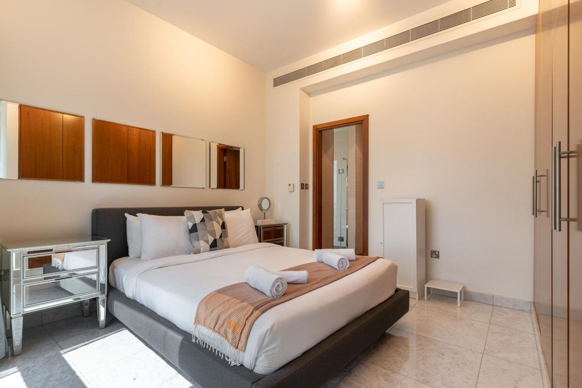 Apartment Easy Access To Metro - 1br In Park, Difc - Allsopp&allsopp