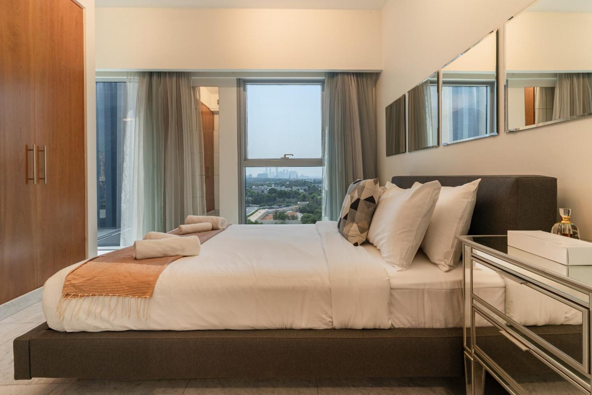 Easy Access To Metro - 1br In Park, Difc - Allsopp&allsopp Apartment