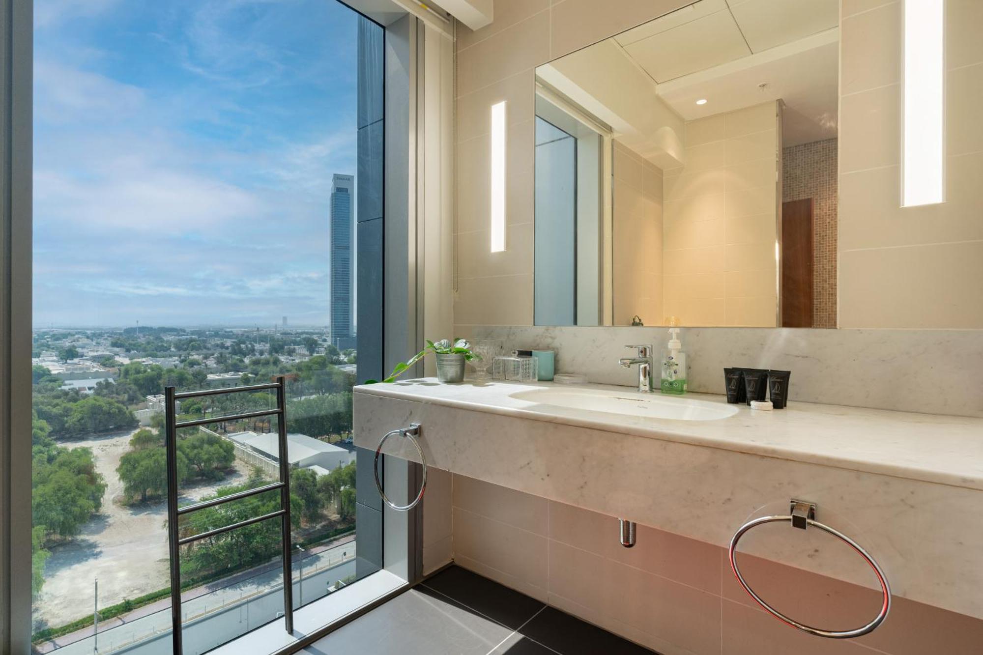 Easy Access To Metro - 1br In Park, Difc - Allsopp&allsopp *