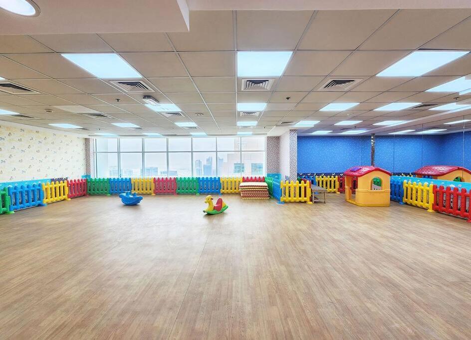 Rh - Spacious Studio, Near Mall, Downtown Apartment Dubai