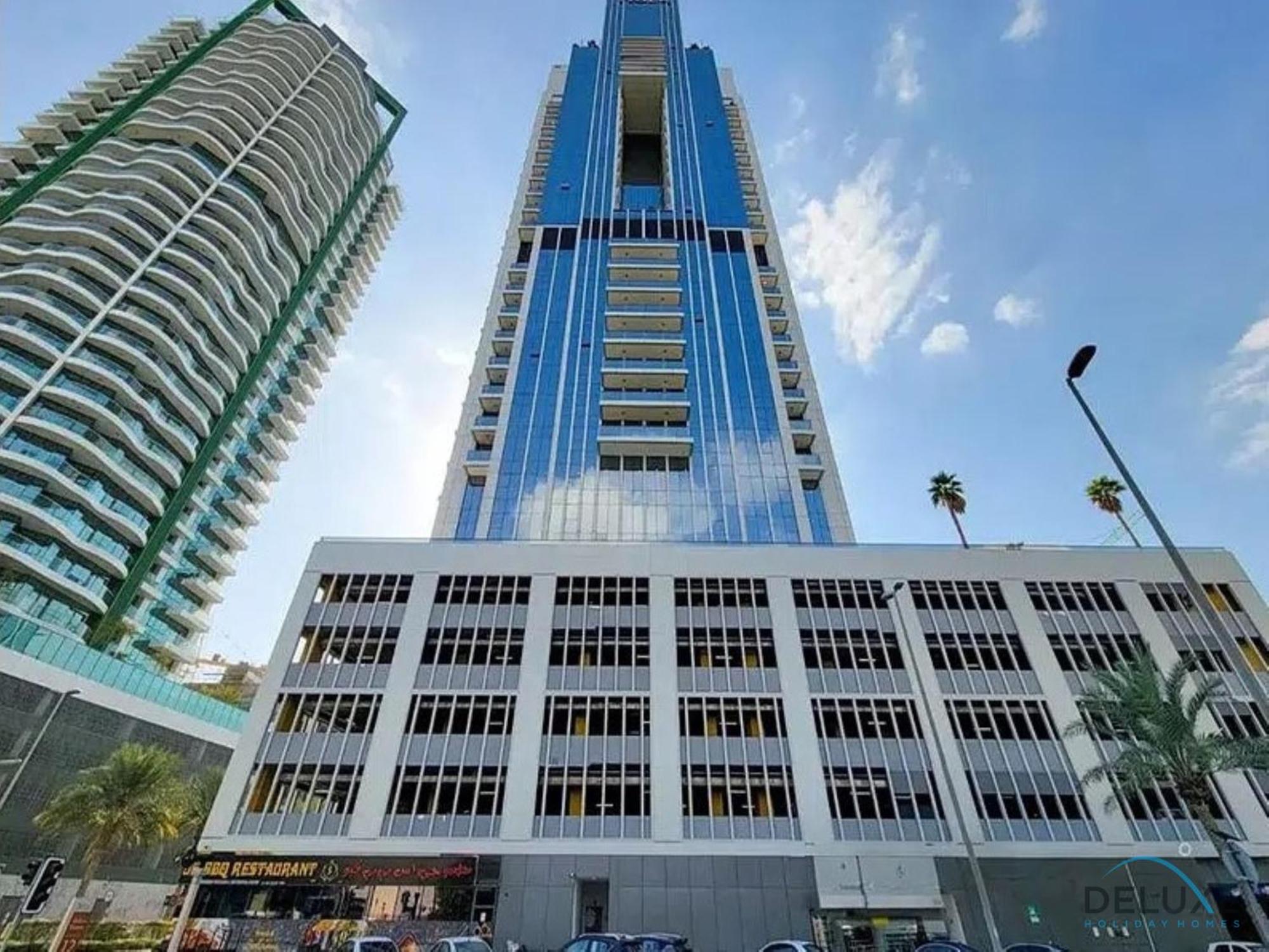 Apartment Majestic In Regina Tower, Jumeirah Village Circle By Deluxe Homes