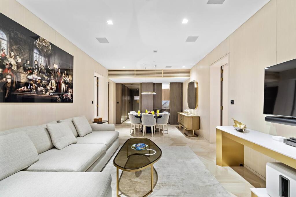 First Class 2br Palm Paradise Apartment