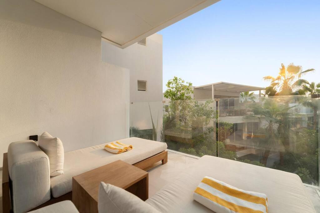 First Class 2br Palm Paradise Apartment *