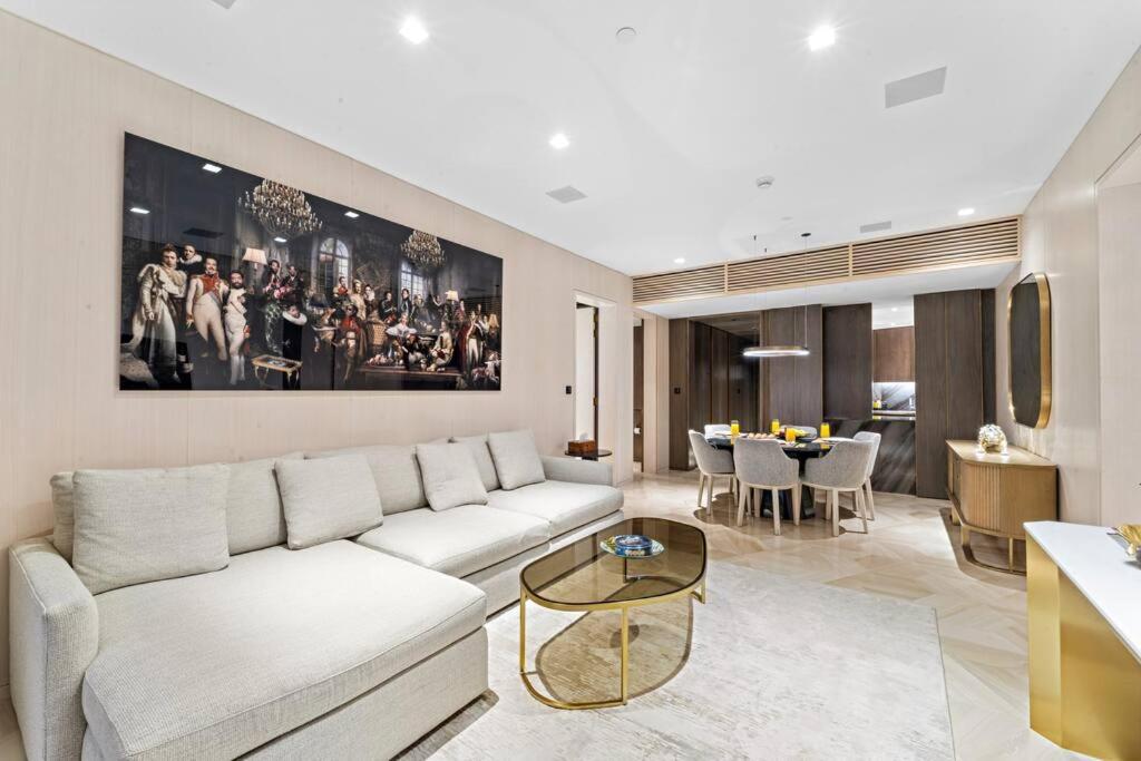 Apartment First Class 2br Palm Paradise Dubai