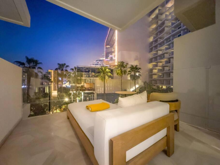 First Class 2br Palm Paradise *