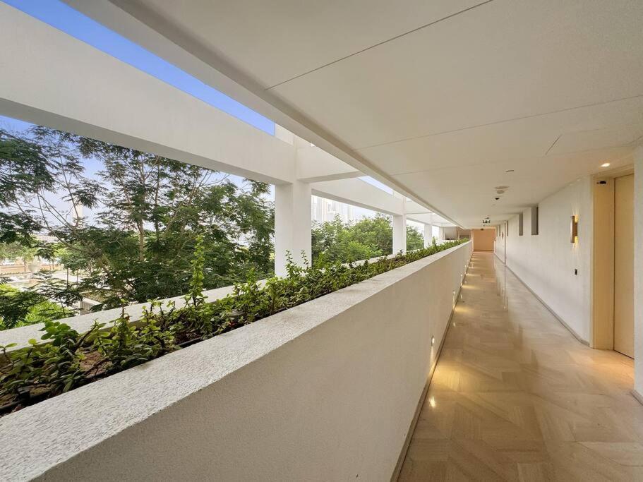 First Class 2br Palm Paradise