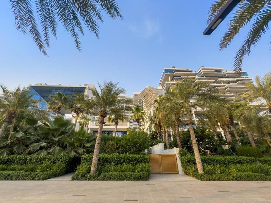Apartment First Class 2br Palm Paradise Dubai