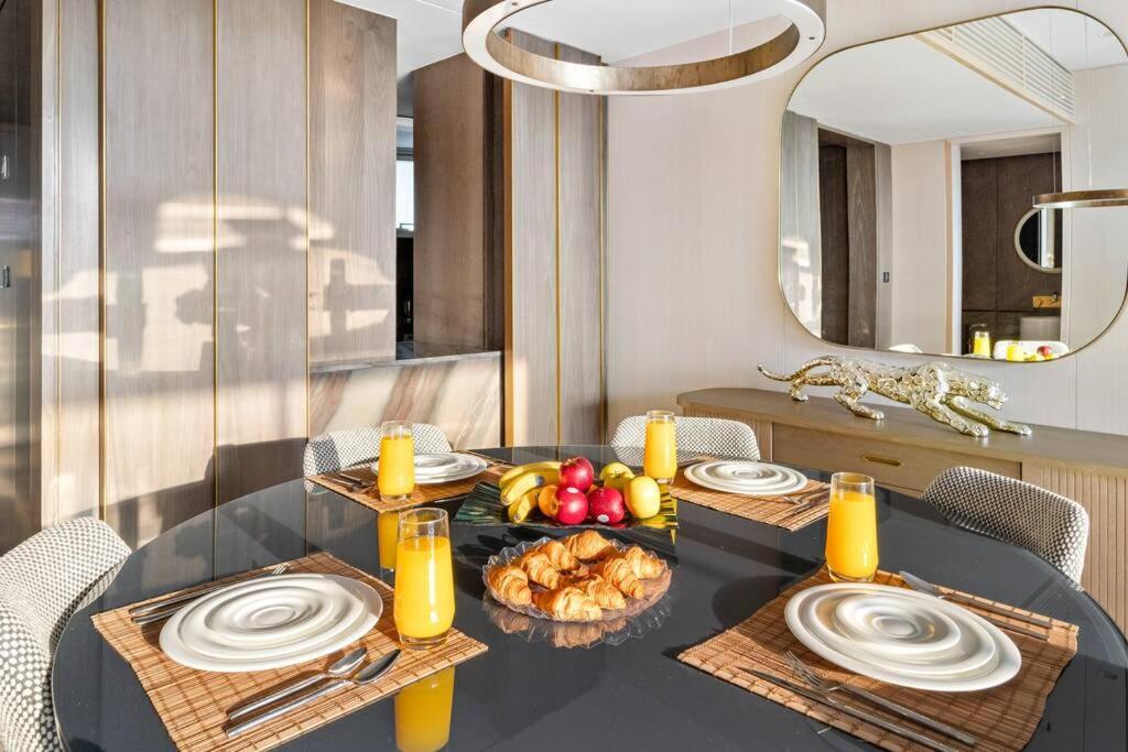 First Class 2br Palm Paradise * Dubai