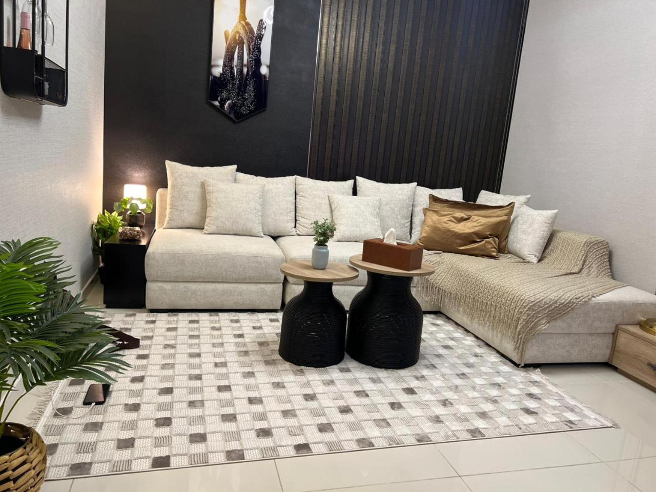 Villa 3 Bedroom Family Friendly Dubai
