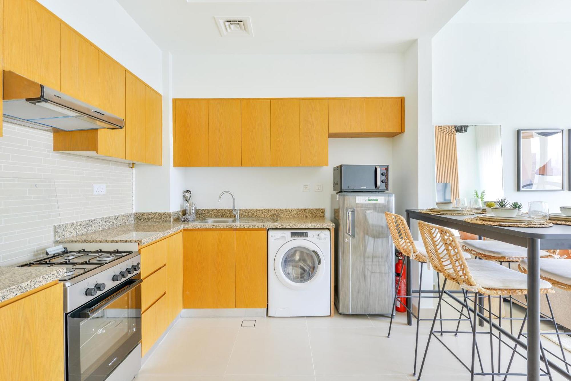 Skyline Downtown 1br At Bellevue Walk To Burj *