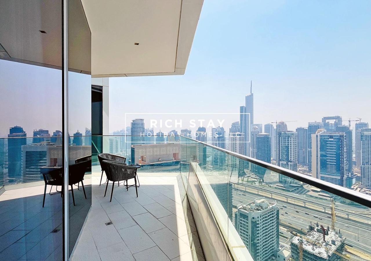 Lush 1br In Stella Maris, Marina, View