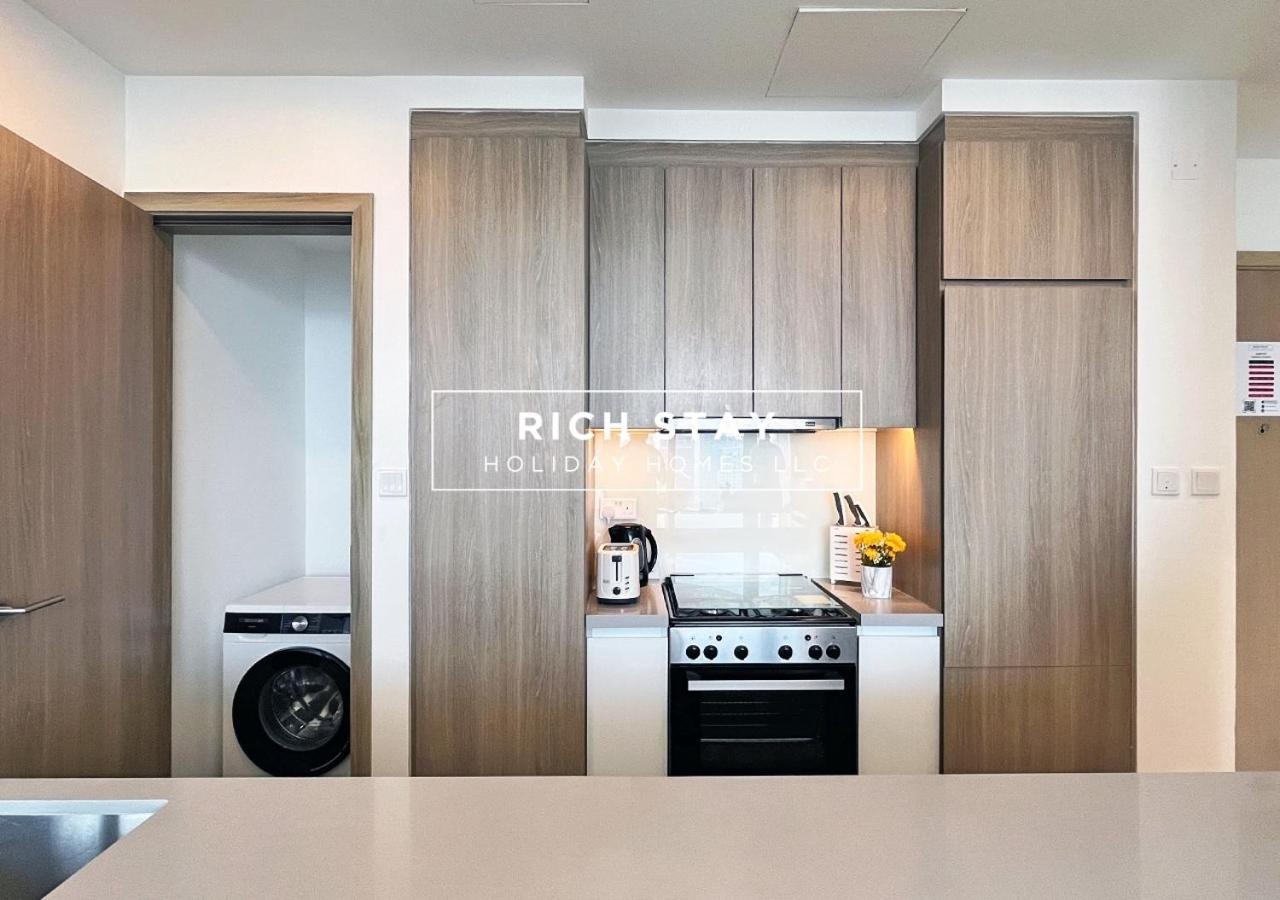 Apartment Lush 1br In Stella Maris, Marina, View