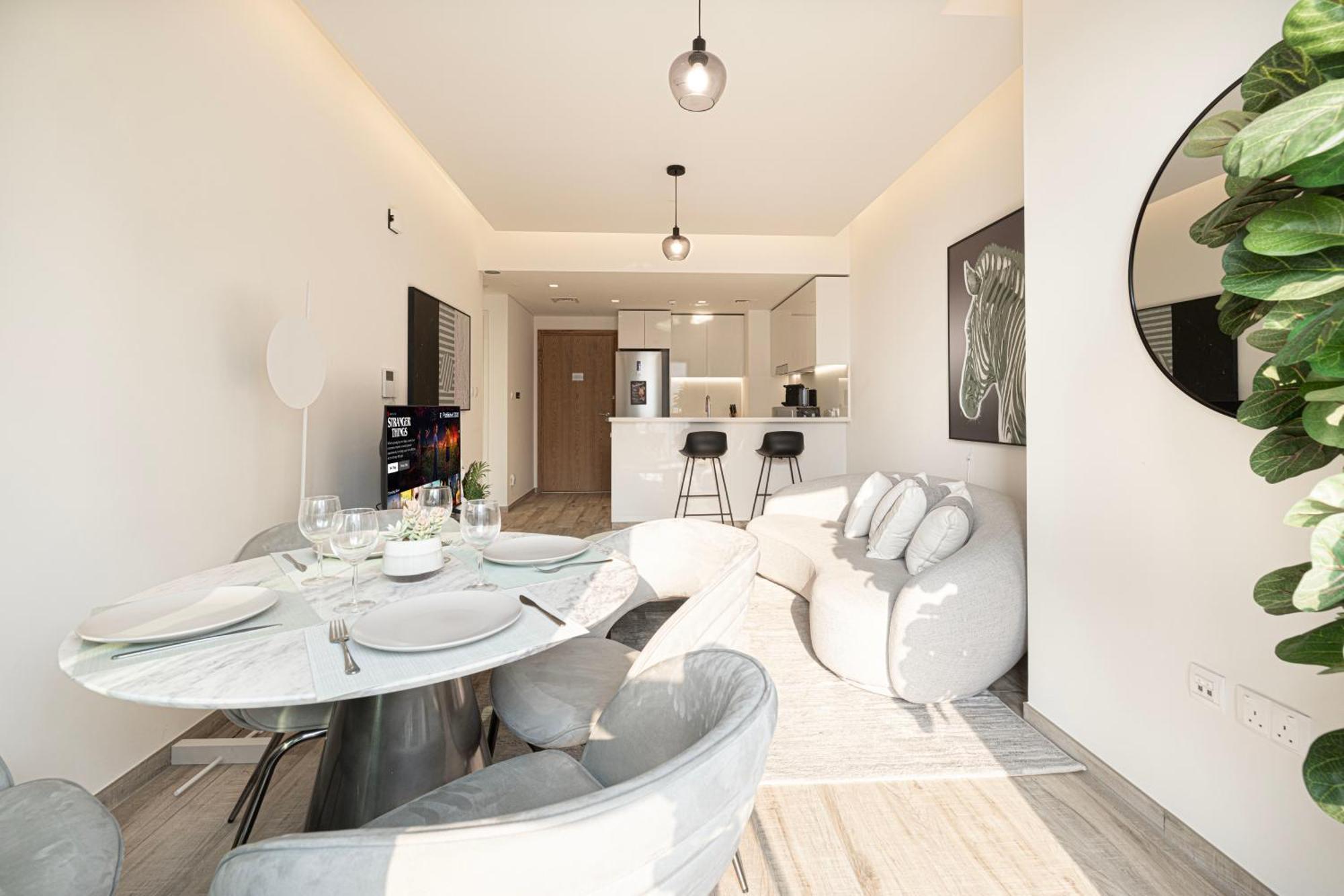 Apartment Elegant City-view 5 Min To Burj Khalifa Dubai